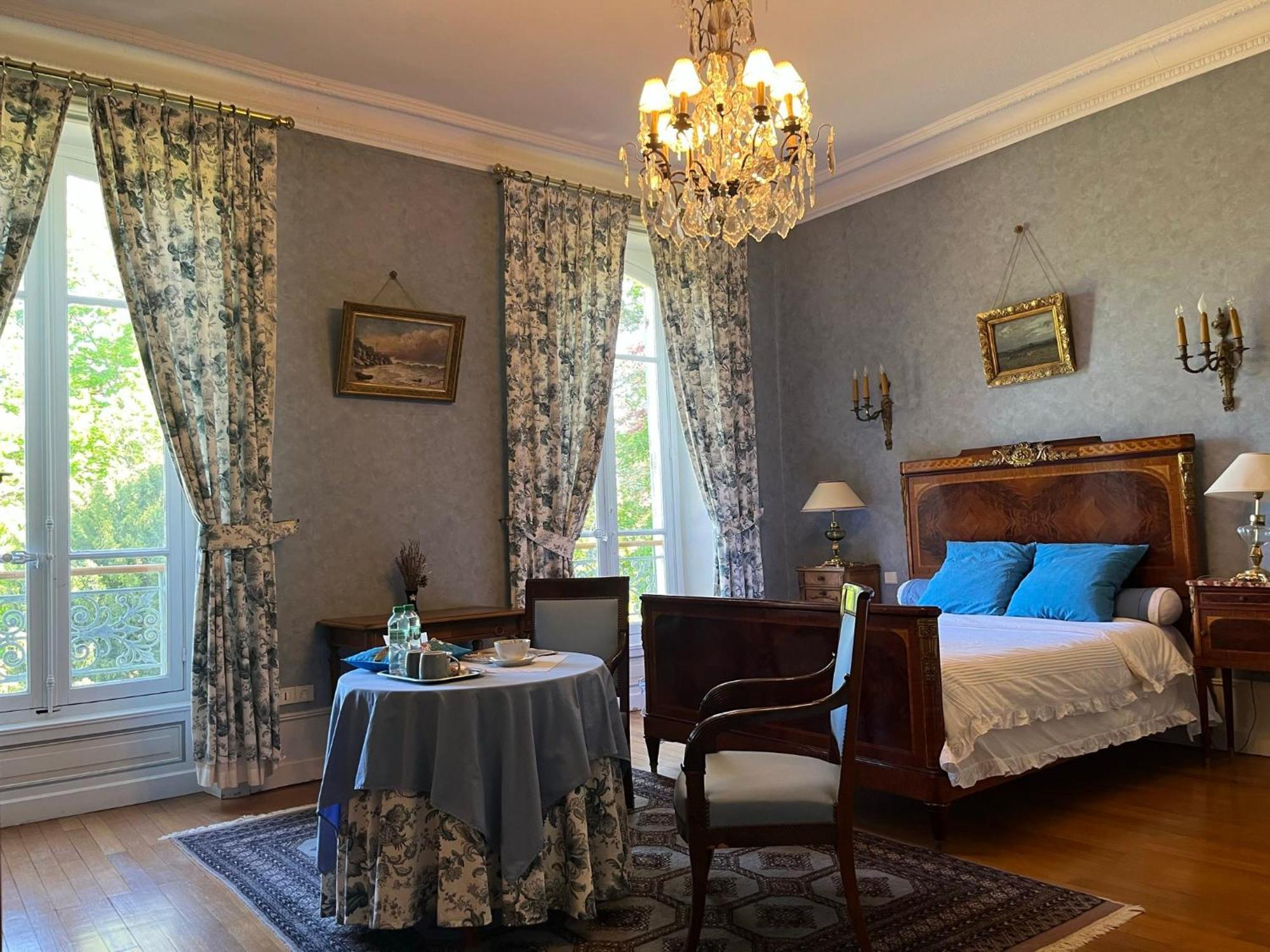 Demeure Des Payratons Bed and Breakfast Saint-Gerand-le-Puy Εξωτερικό φωτογραφία