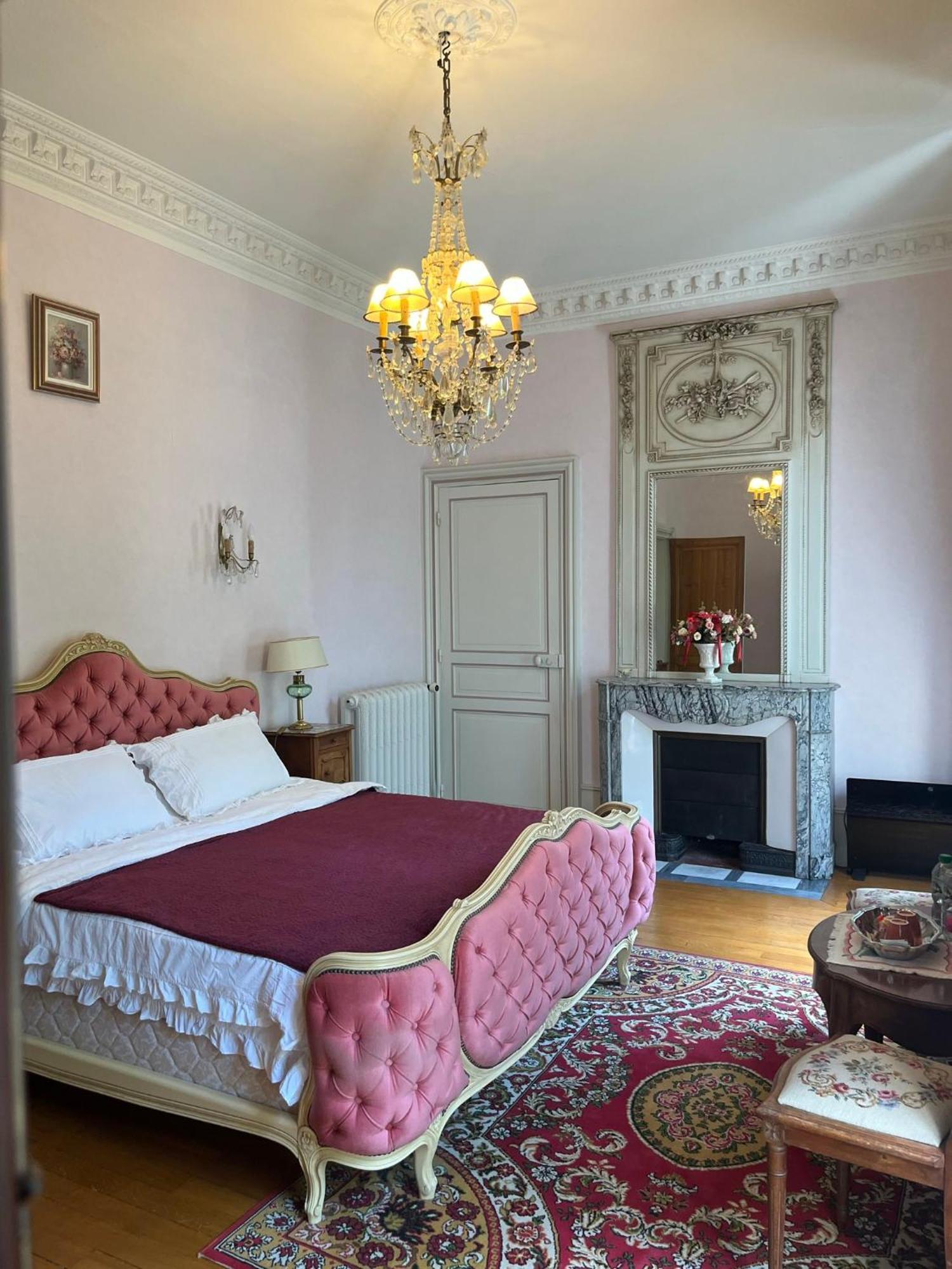 Demeure Des Payratons Bed and Breakfast Saint-Gerand-le-Puy Εξωτερικό φωτογραφία